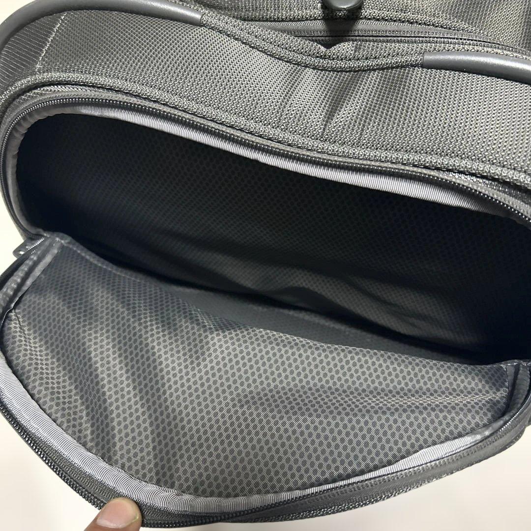5553GRH TUMI ブラック ツミ　ボストンバッグ キャスター付き