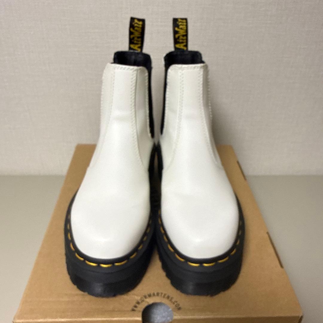Dr.Martens ドクターマーチン QUAD ホワイト 厚底UK4