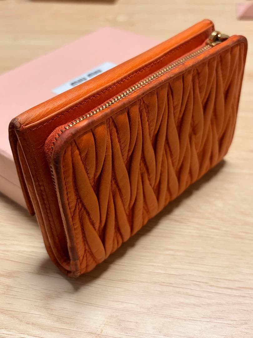 MIU MIU MATELASSE'LUX 財布 ミウミウ　miumiu
