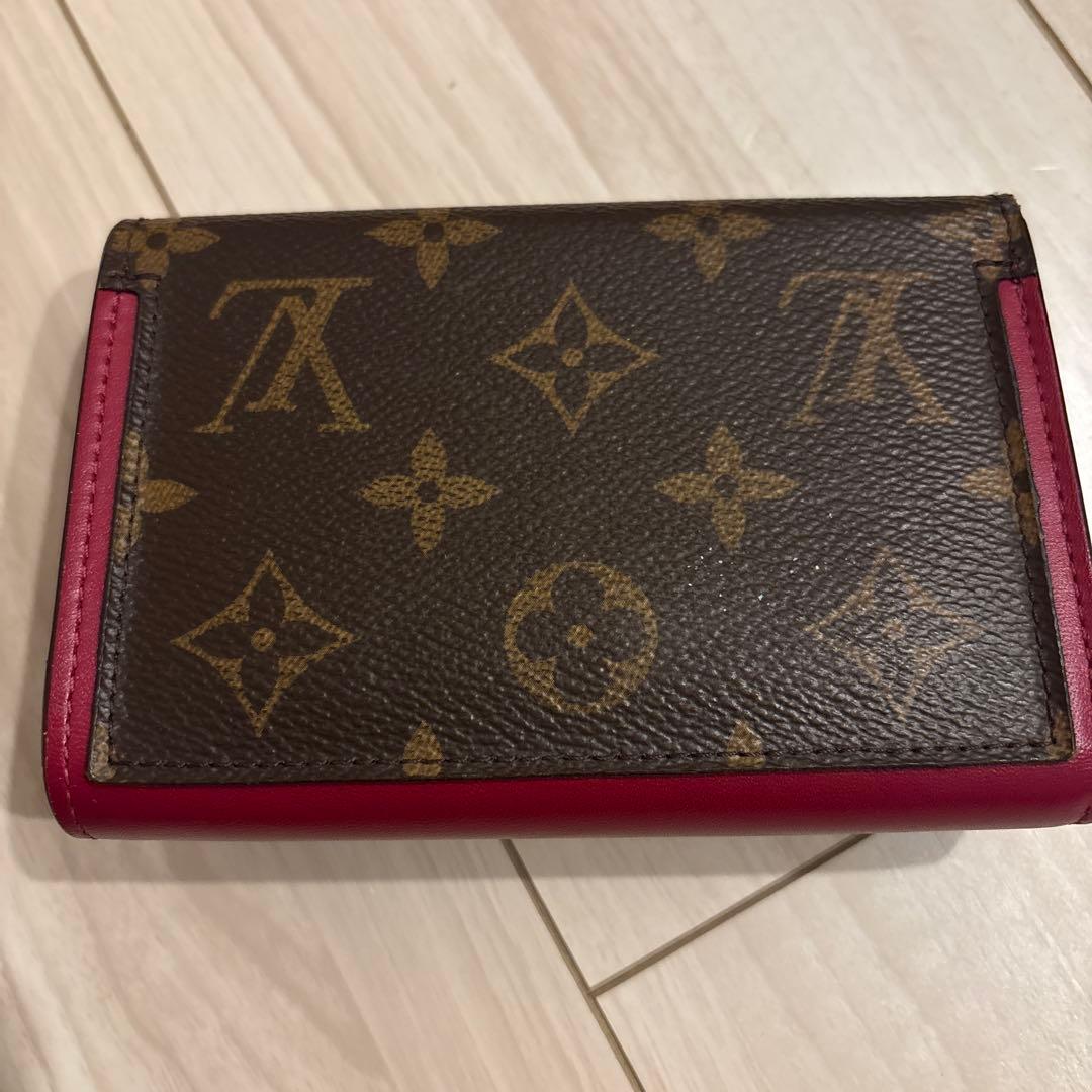 Louis Vuitton 二つ折り財布 モノグラム　ポルトフォイユ　フロール