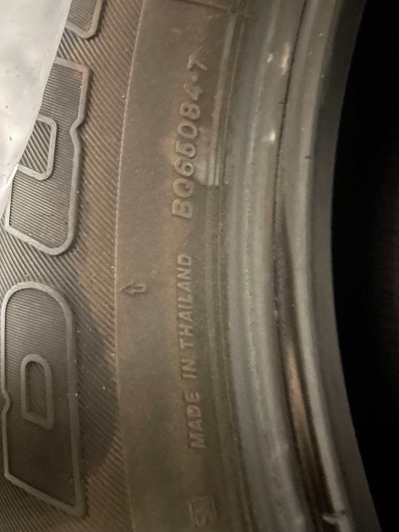 265/60R18 ハイラックスGR　純正タイヤ4本セット