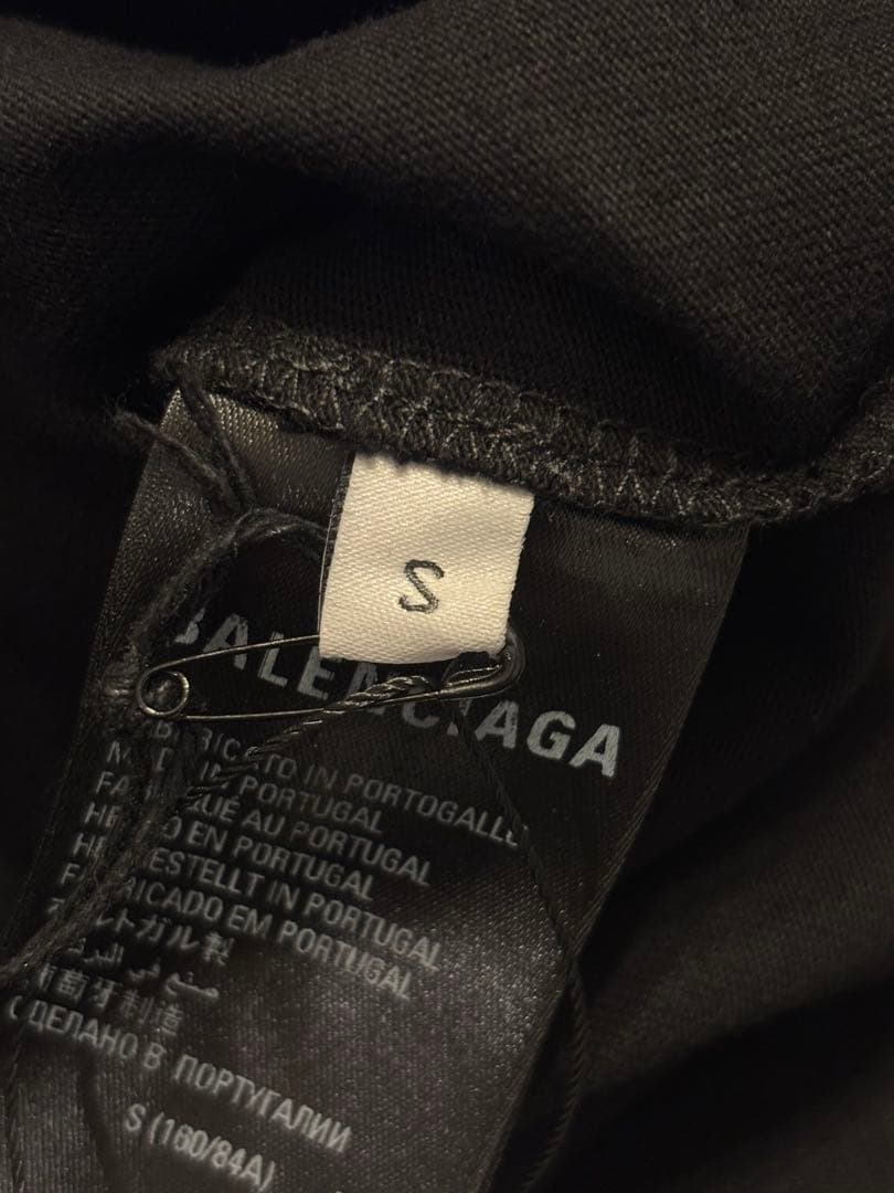 BALENCIAGA　ロゴプリントTシャツ