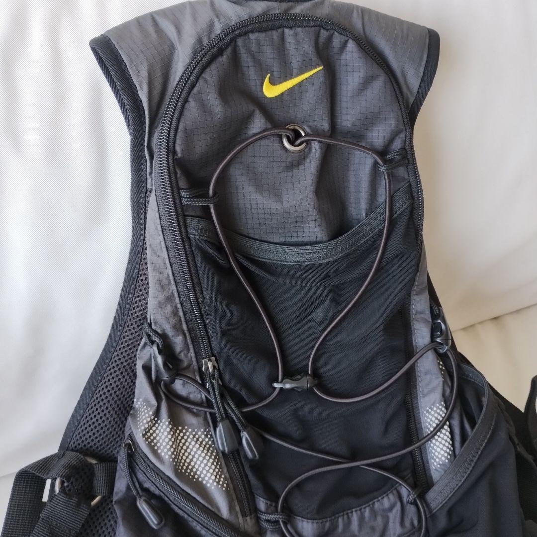 NIKE ランニングバッグパック