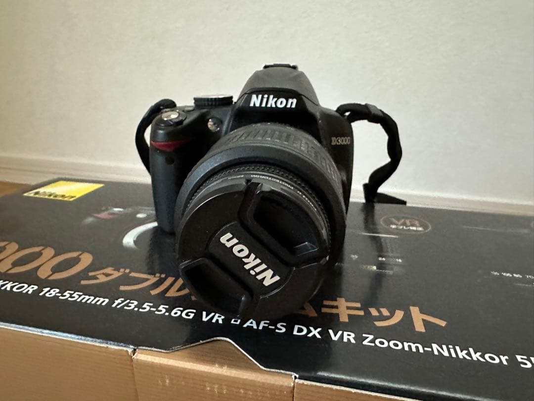 Nikon 一眼レフ D3000 ダブルズームキット