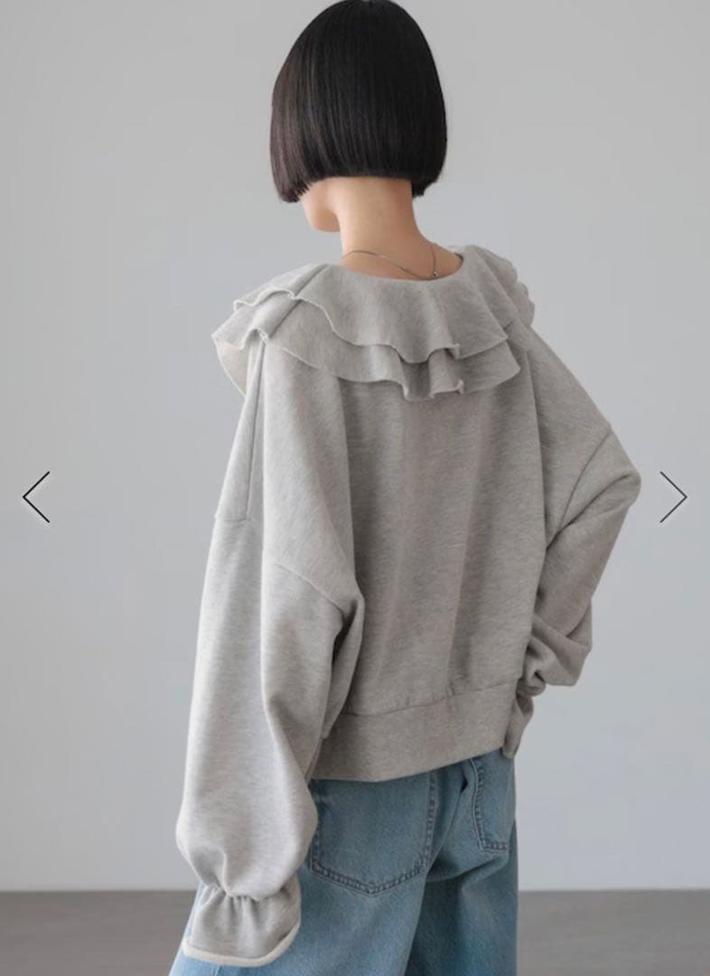 ⭐︎完売品　フリルZIPウラケ　ローリーズファーム