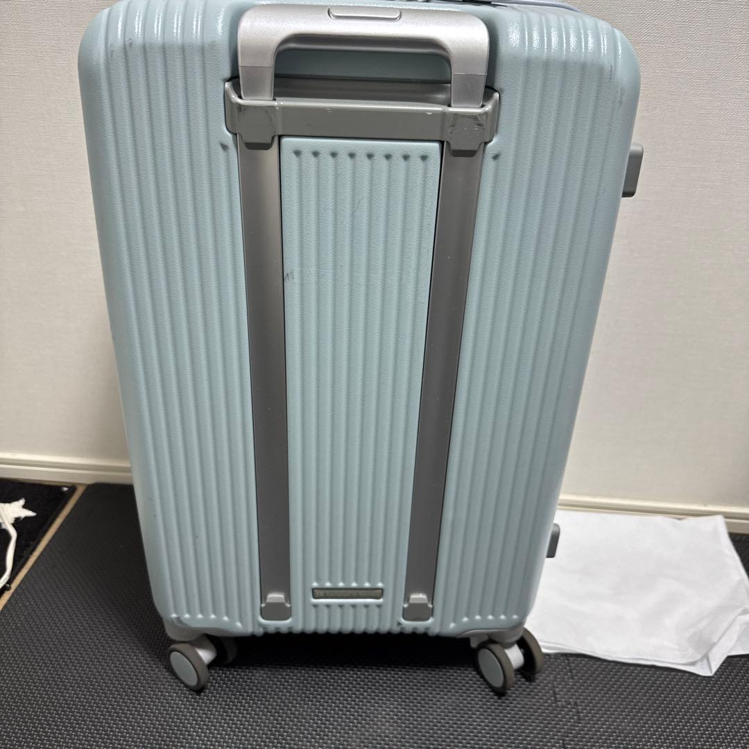 イノベーター スーツケース