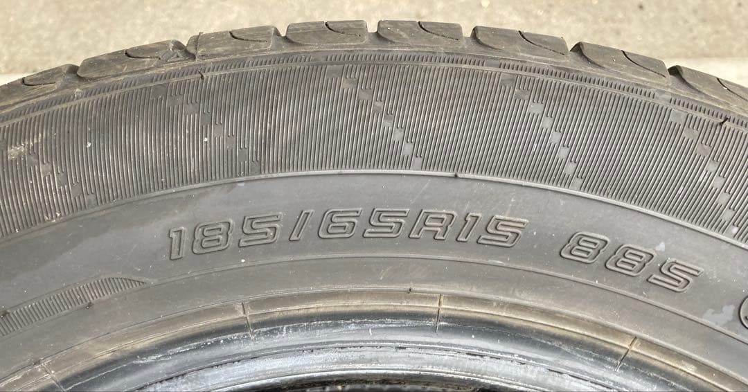 DUNLOP 185/65R15 25年製 夏タイヤ 【南-168 ②】