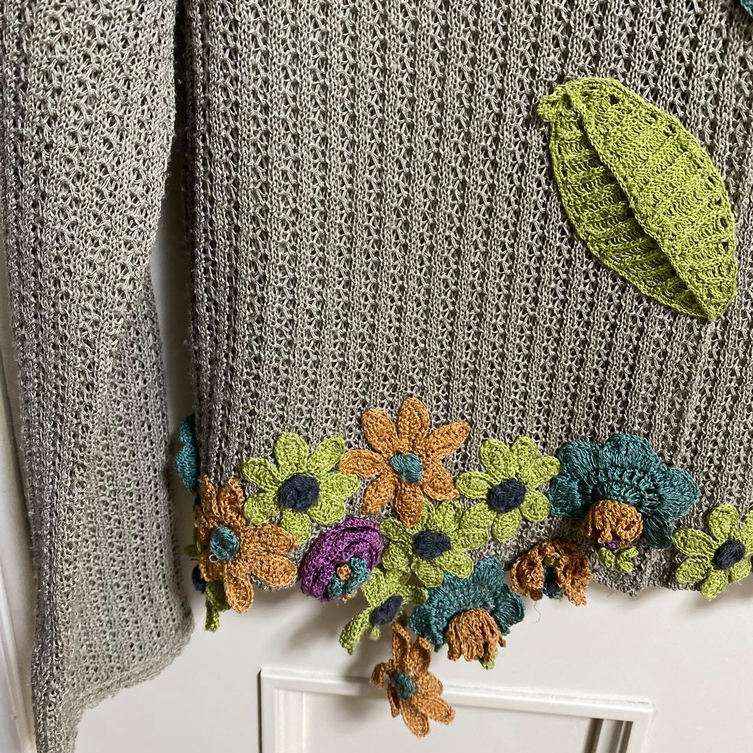 花と葉の刺繍 グレー ニットカーディガン