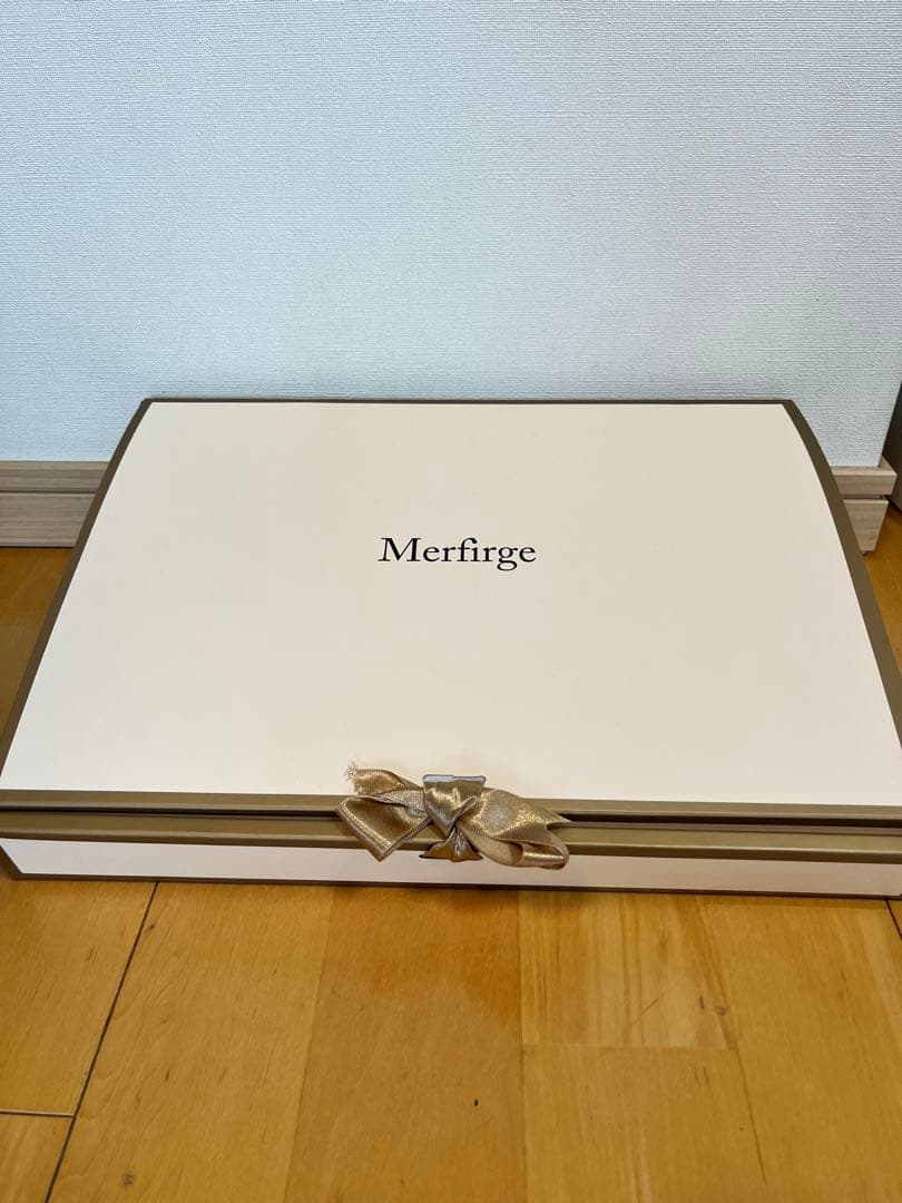 ⭐︎新品・未使用⭐︎Merfirge カシミヤ100% グレージュ ストール