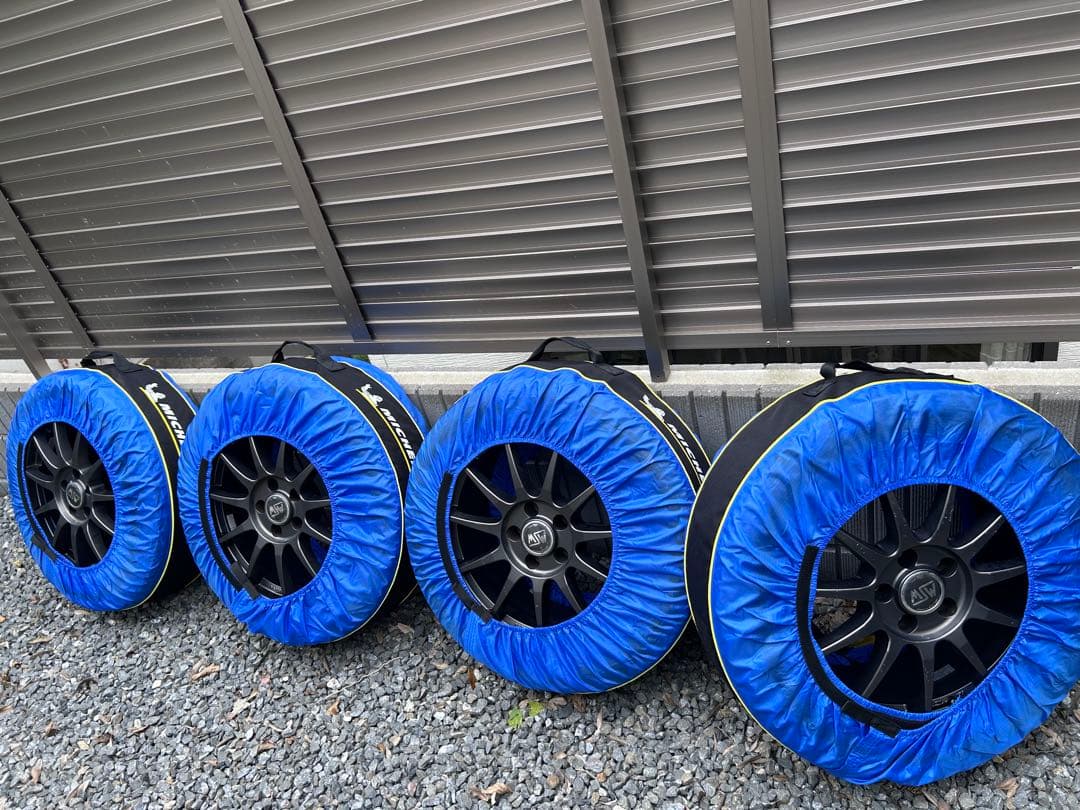 Audi A4 8WスタッドレスホイールセットICE ASIMMETRICO
