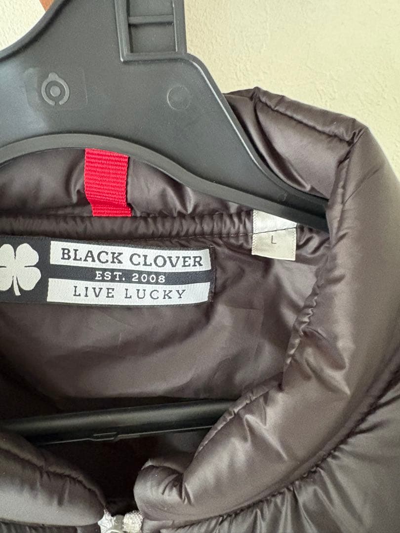 【美品】ゴルフ　ブラッククローバー　ダウンベスト