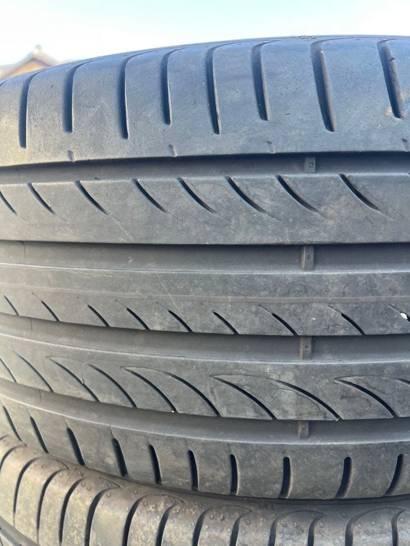 ピレリ　パワジー　225/45r18 23年製　早い者勝ち
