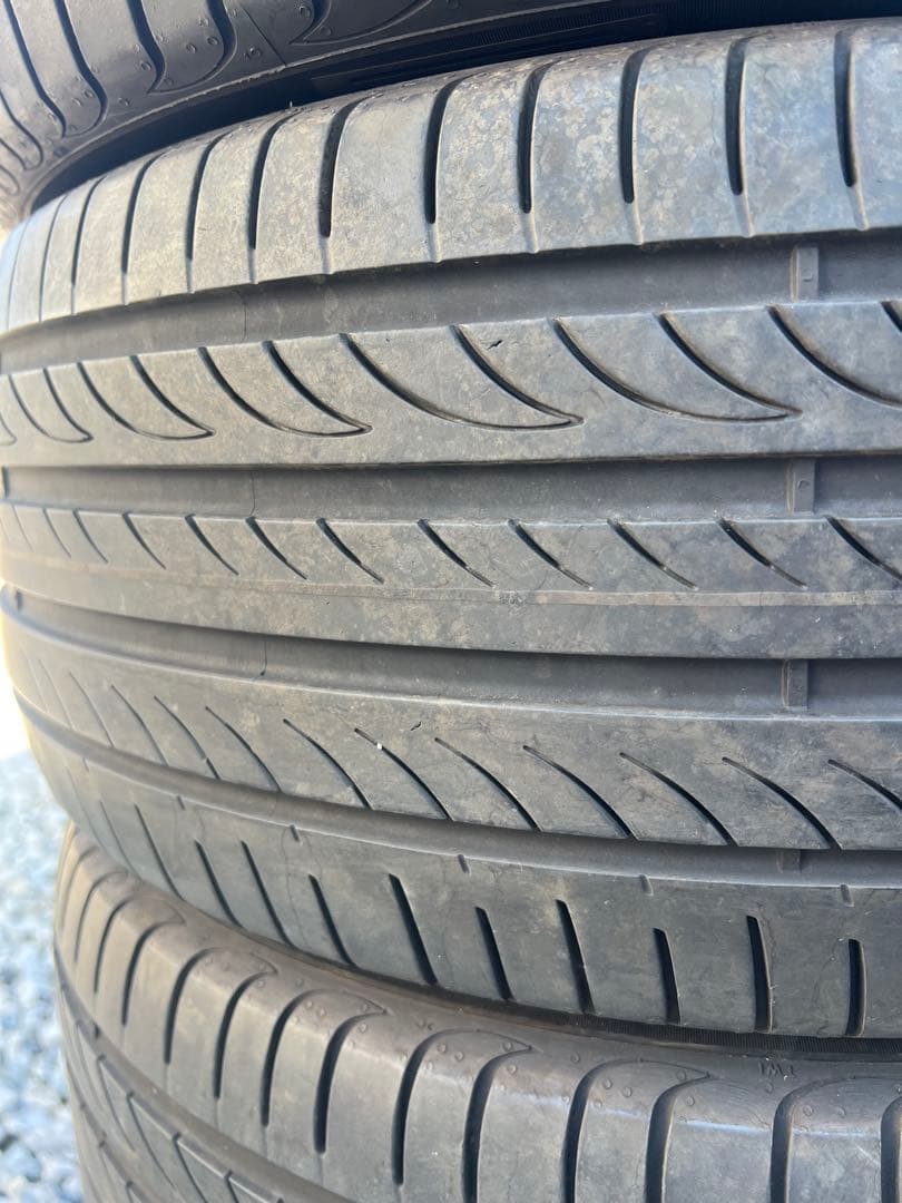 ピレリ　パワジー　225/45r18 23年製　早い者勝ち