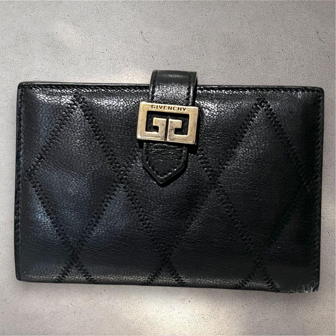 【美品】GIVENCHY ジバンシー 二つ折り財布 ブラック キルティング