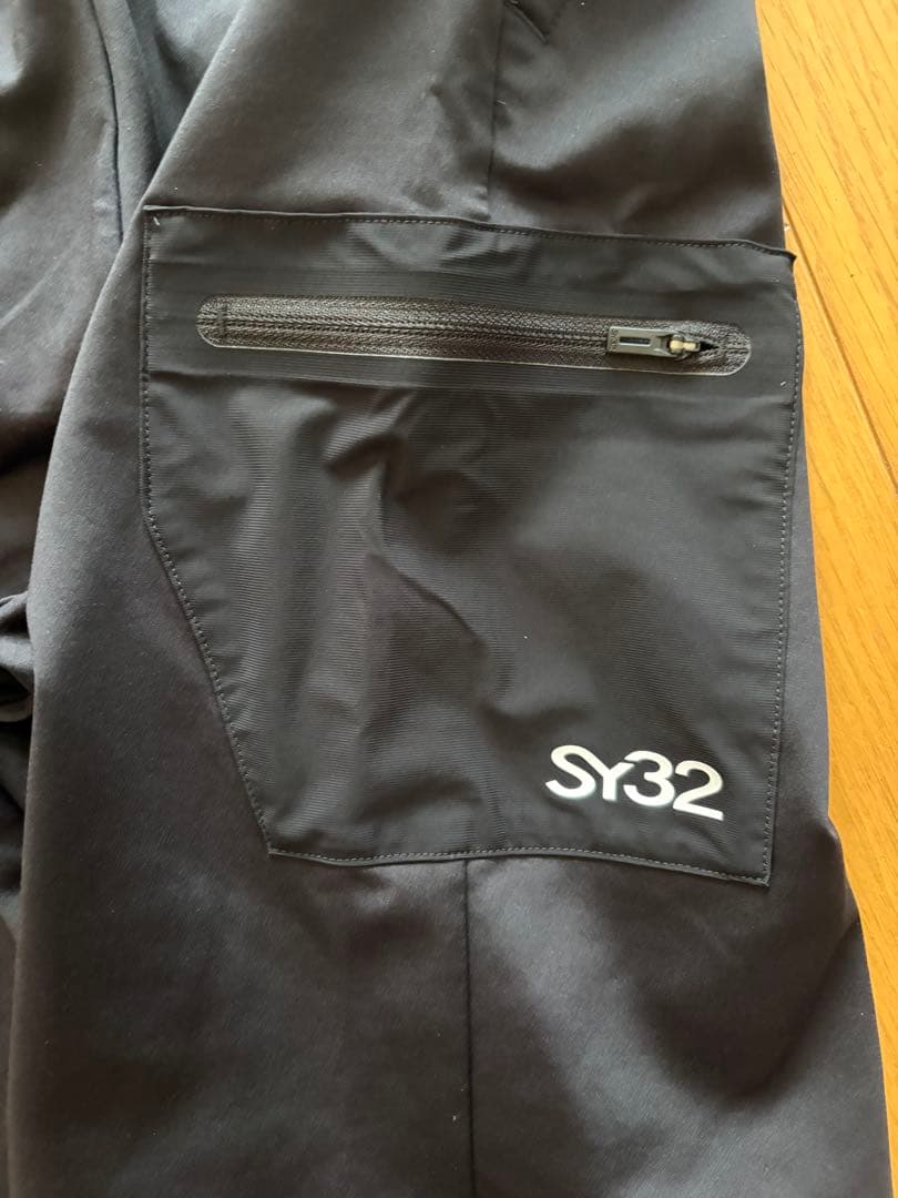 SY32 ブラックショートパンツ　サイズXL