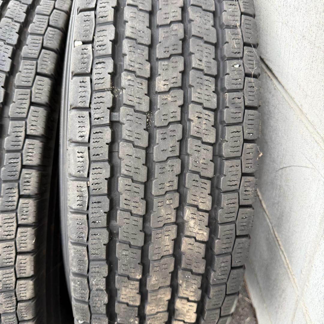 【4本セット送料無料】YOKOHAMA 195/80R15 107/105L