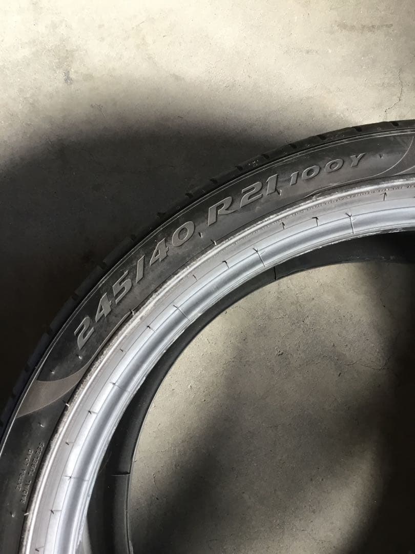 Pirelli 245/40R21 タイヤ 2本セット