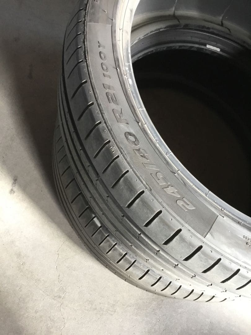 Pirelli 245/40R21 タイヤ 2本セット