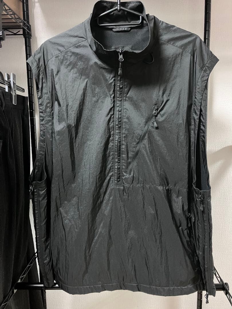 トップス DAIWA PIER39 25SS TECH WIND SHELL VEST M