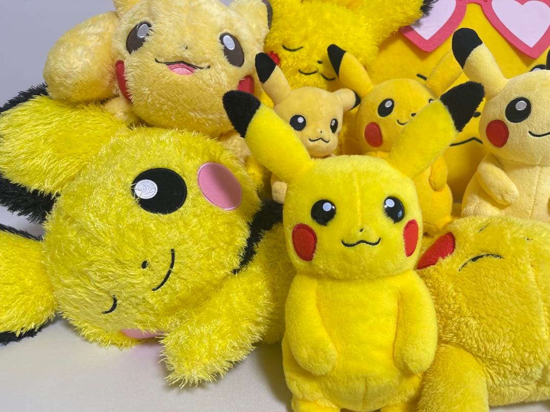 ポケモン　ピカチュウぬいぐるみ　まとめ売り