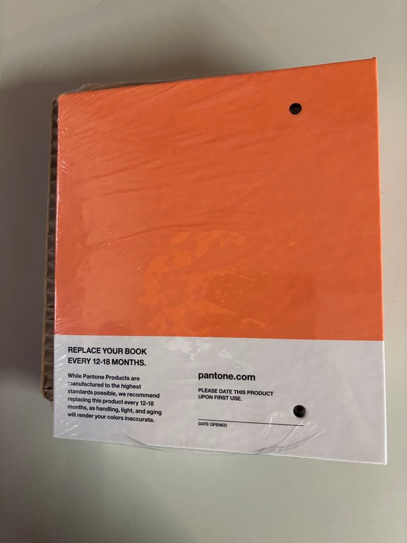 画材 PANTONE SOLID CHIPS Uncoated