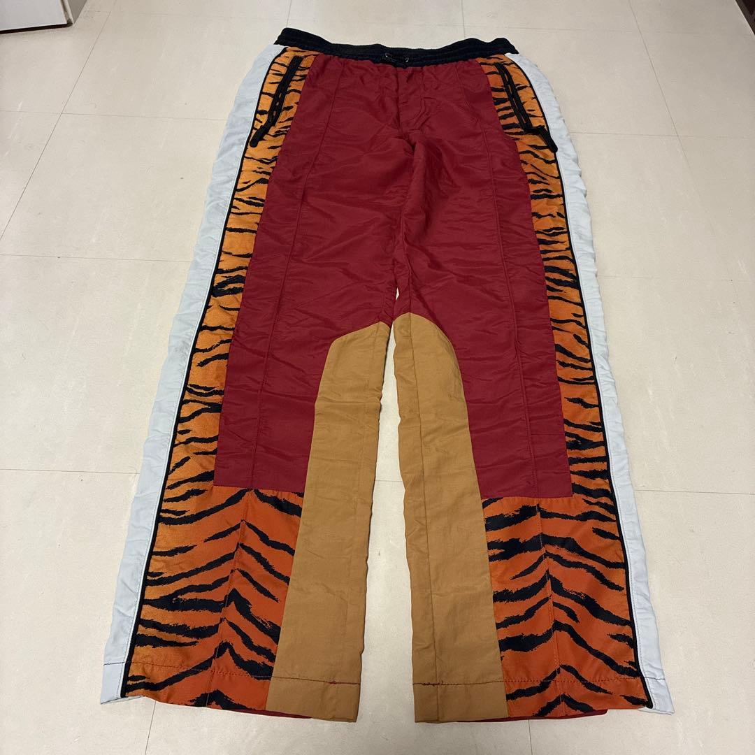 オニツカタイガー　ナイロンパンツ　虎柄　22ss タグ付き