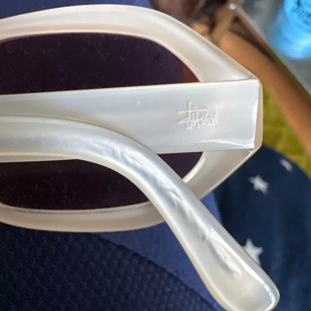stussy サングラス00s 非売品　黒レンズ　ホワイト