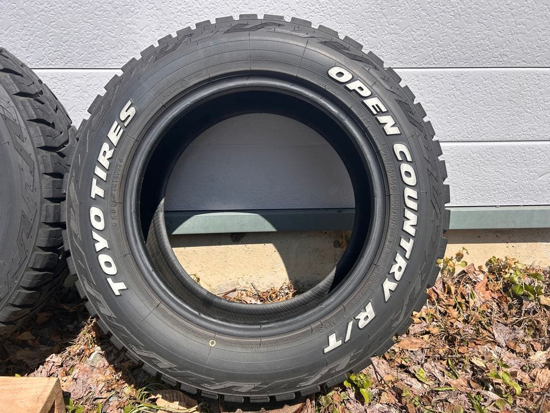 四*郎様 ハイエース　オープンカントリー　215/65R16 4本 ホワイトレタ