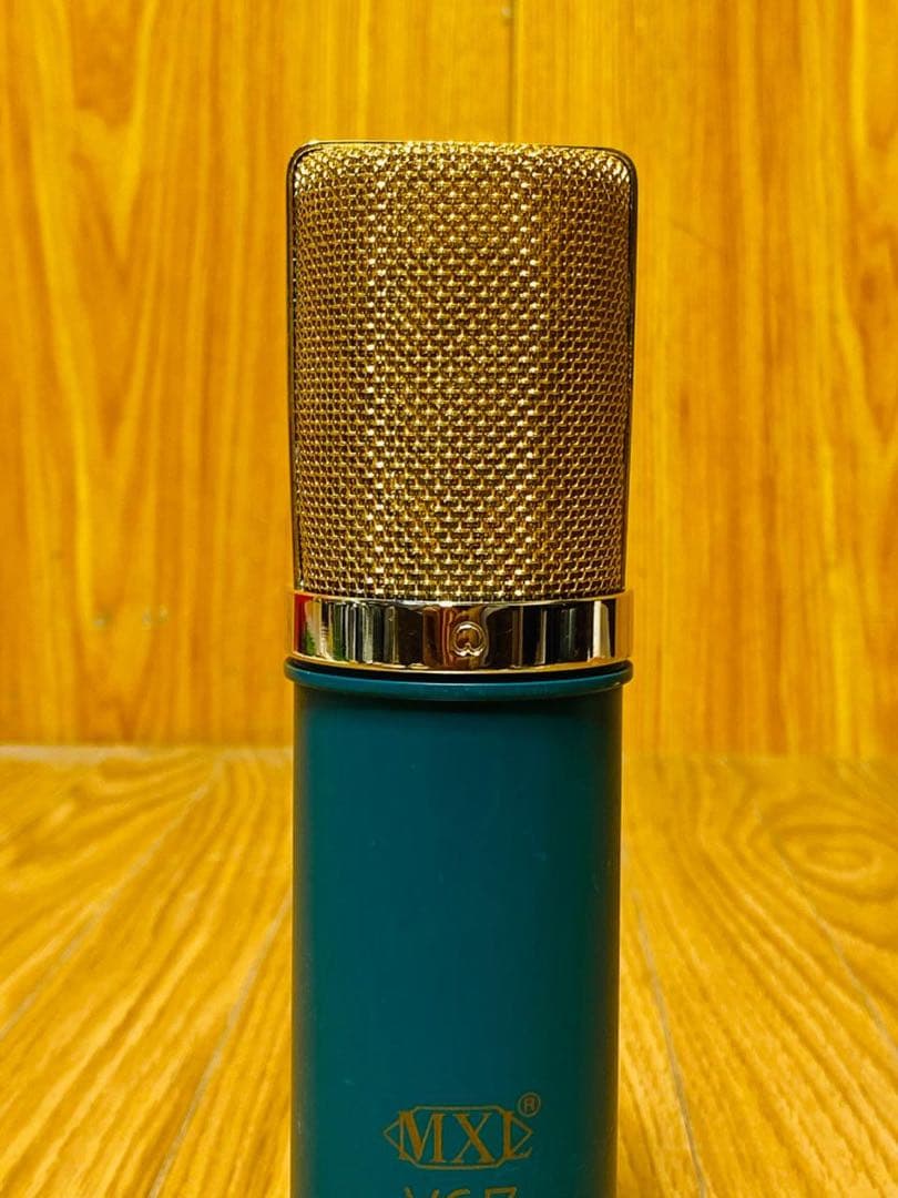 MXL V67 コンデンサーマイク 青色