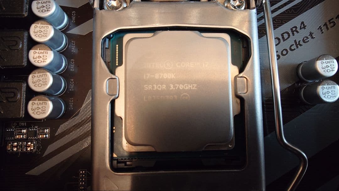 GIGABYTE H370 HD3 マザーボード　core i7 8700K付き
