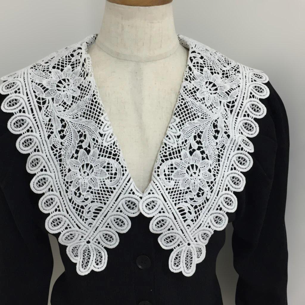 新品　JILLSTUART　ジルスチュアートレース衿ニットカーディガン　フリー
