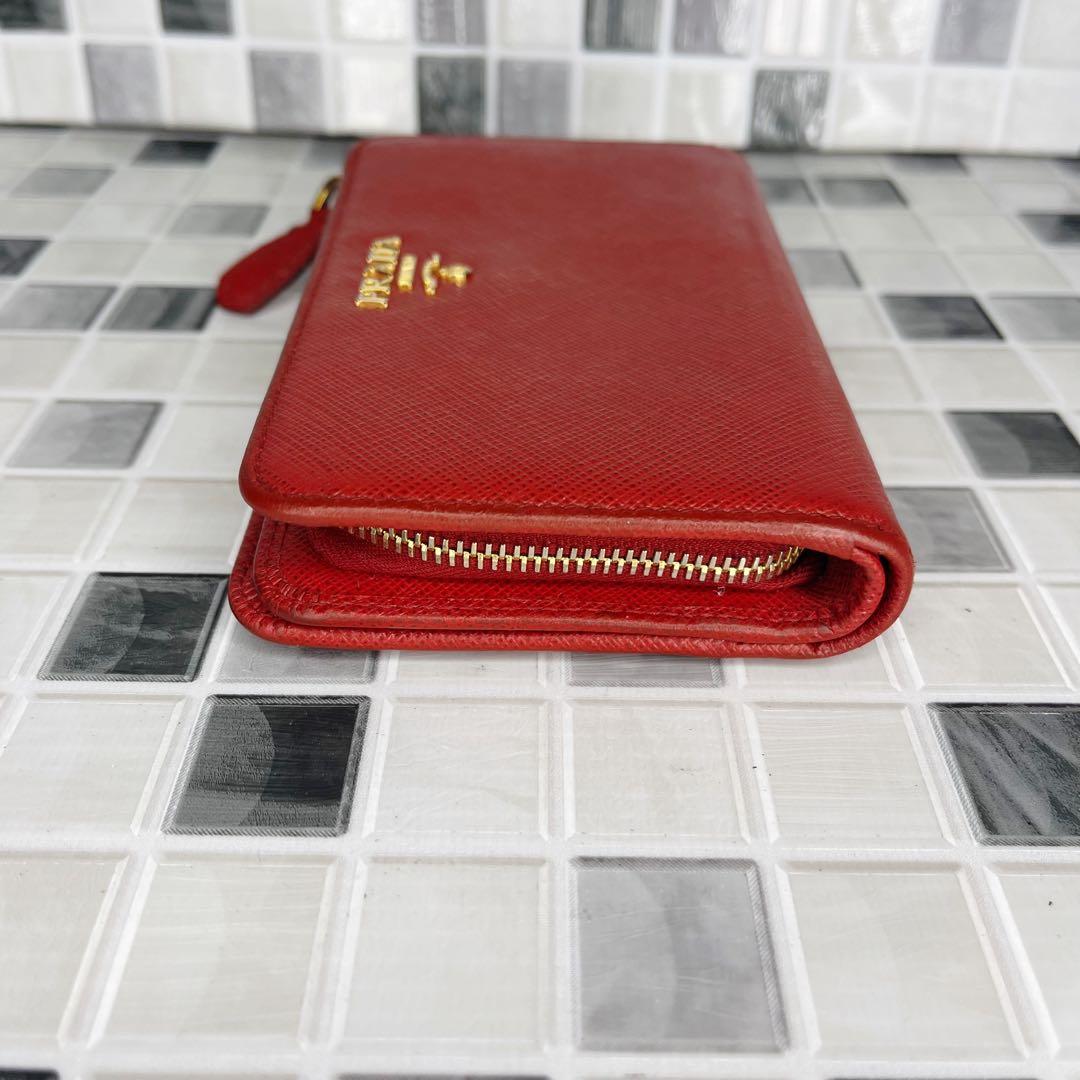 美品 PRADA プラダ 長財布　二つ折り財布
