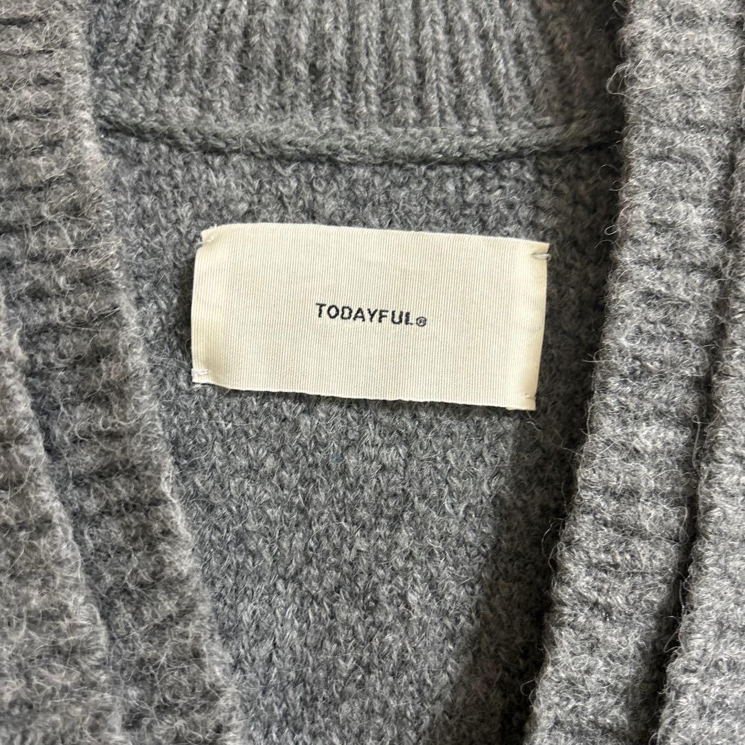 【美品】TODAYFUL ブラッシュドVネックカーディガン