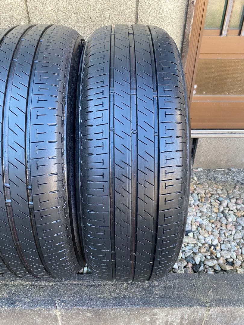 ①tmah！2023年製 ブリヂストン 195/60R17