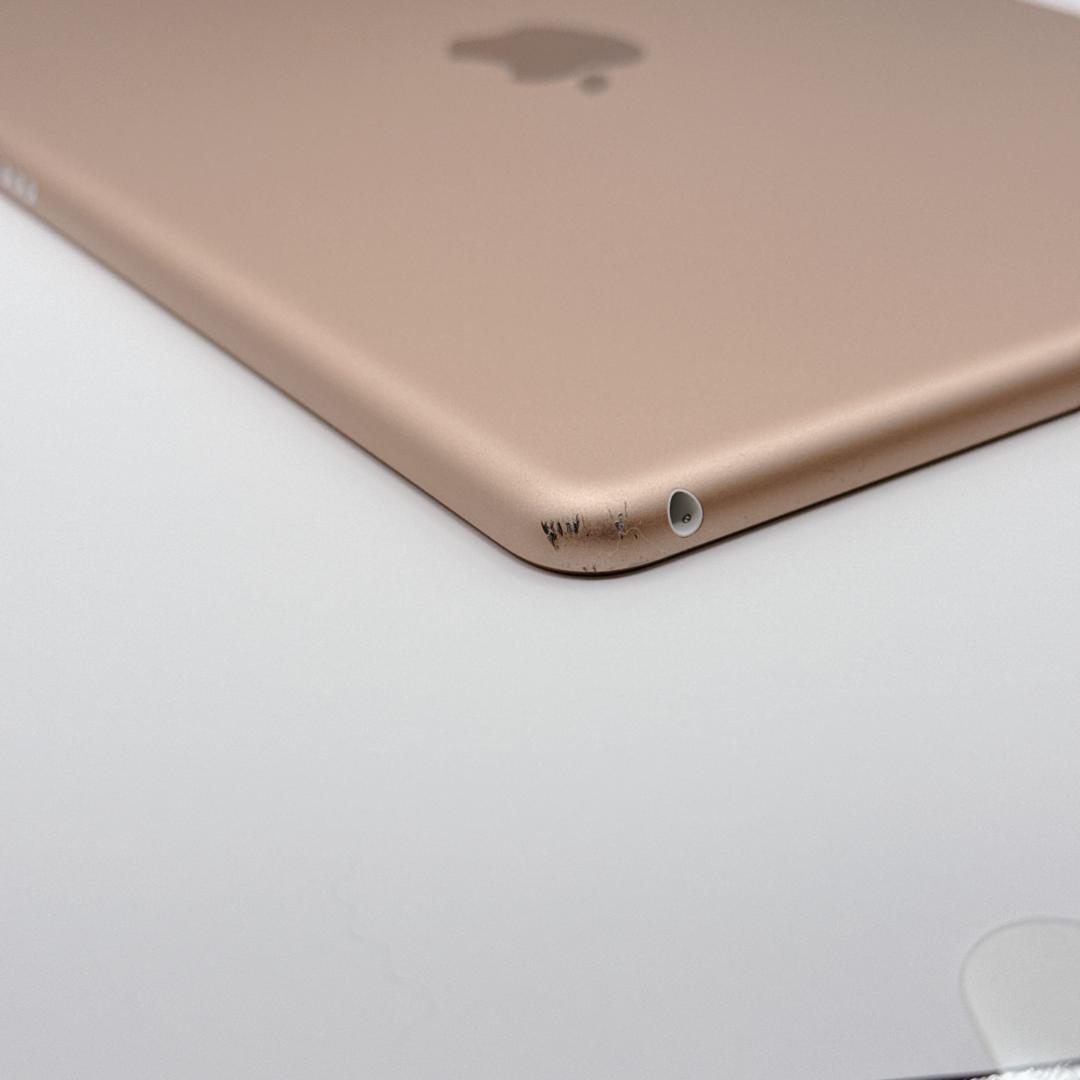 iPad 第7世代 32GB Wi-Fi+Cellular MW762J/A