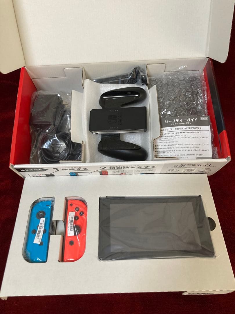 Nintendo Switch 本体（青/赤）一式　(付属品完備) 箱あり