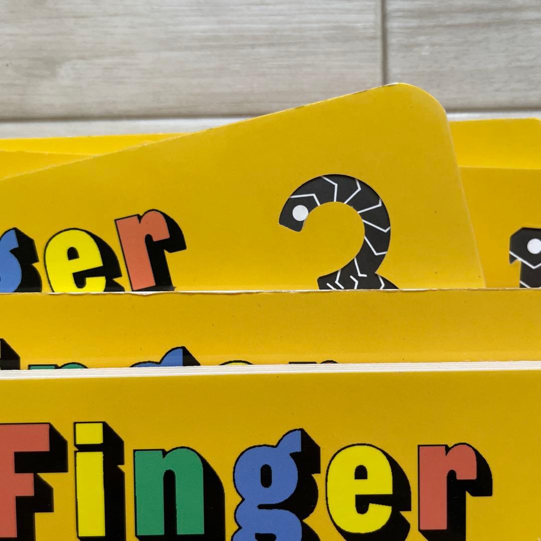 「Jolly Phonics Finger Phonics 1-7番」