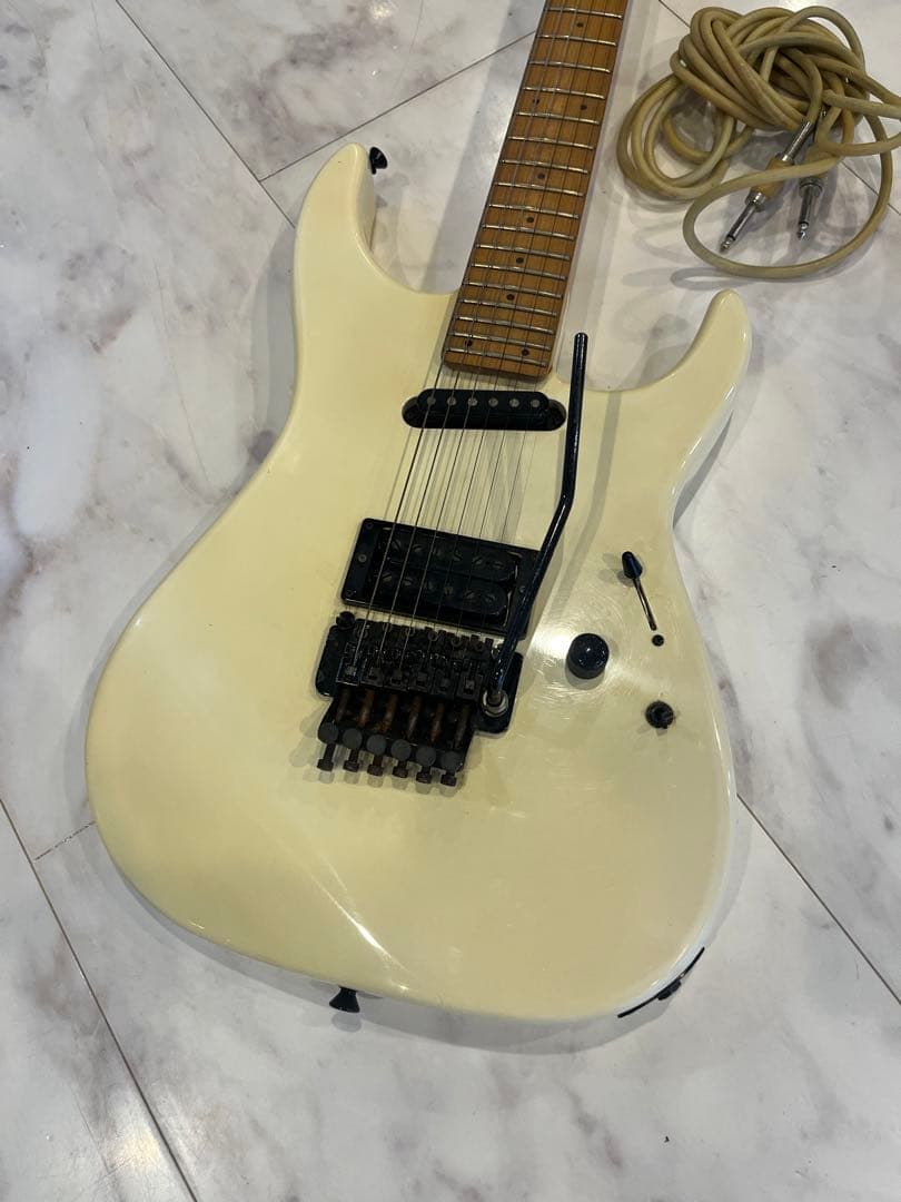 【美品】Fernandesフェルナンデス エレキギター　楽器