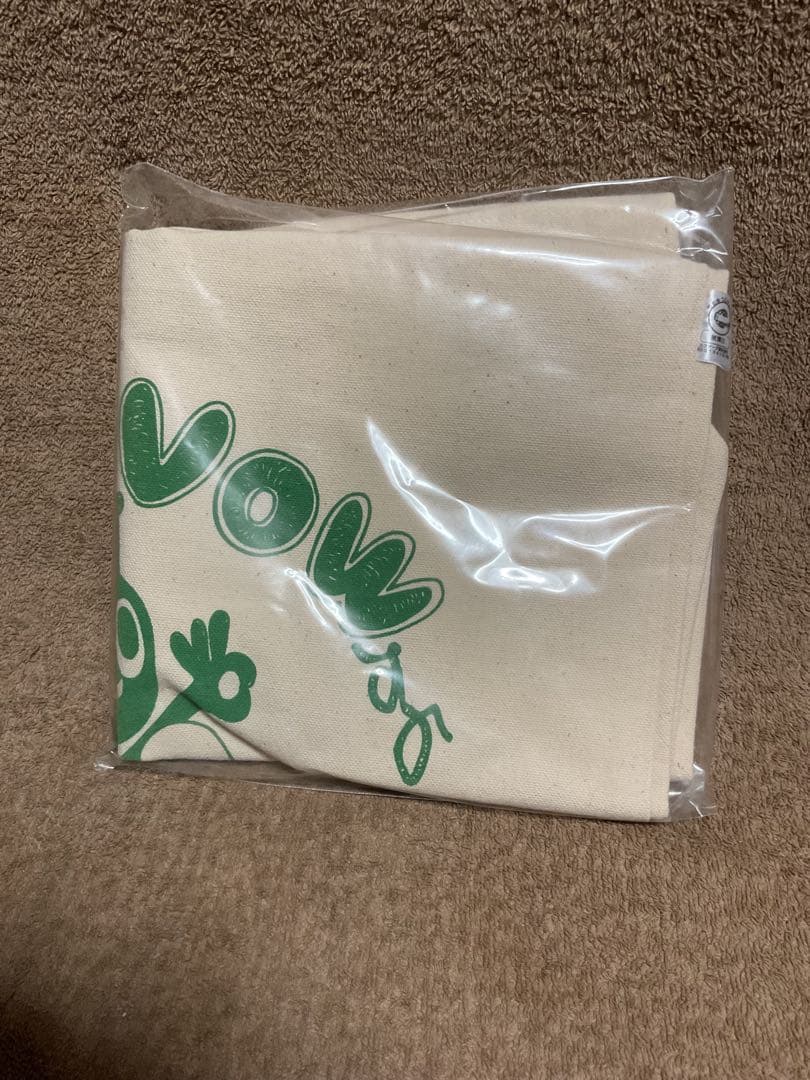 非売品　ＶＯＷトートバック　賞品　(新品AAA)
