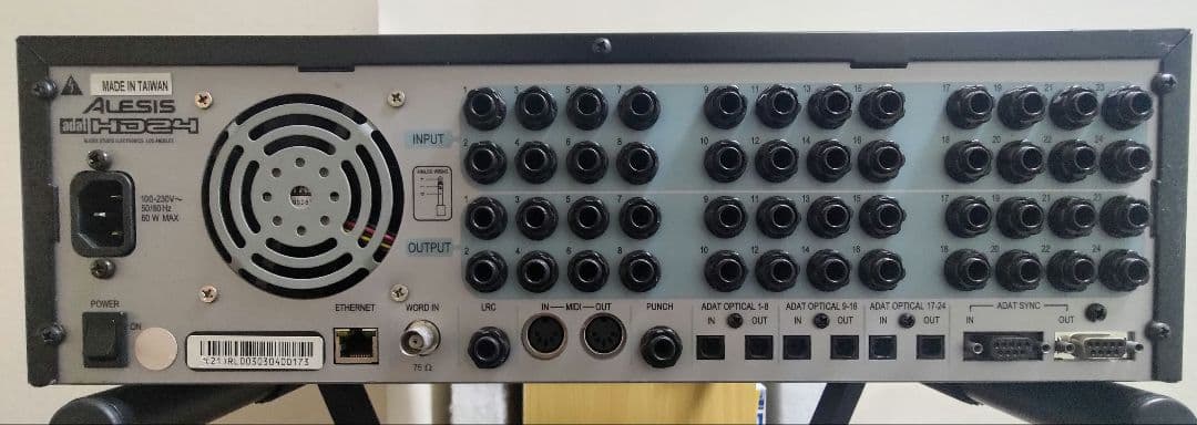alesis hd24　マルチトラックレコーダー　MTR　マスターレコーダー