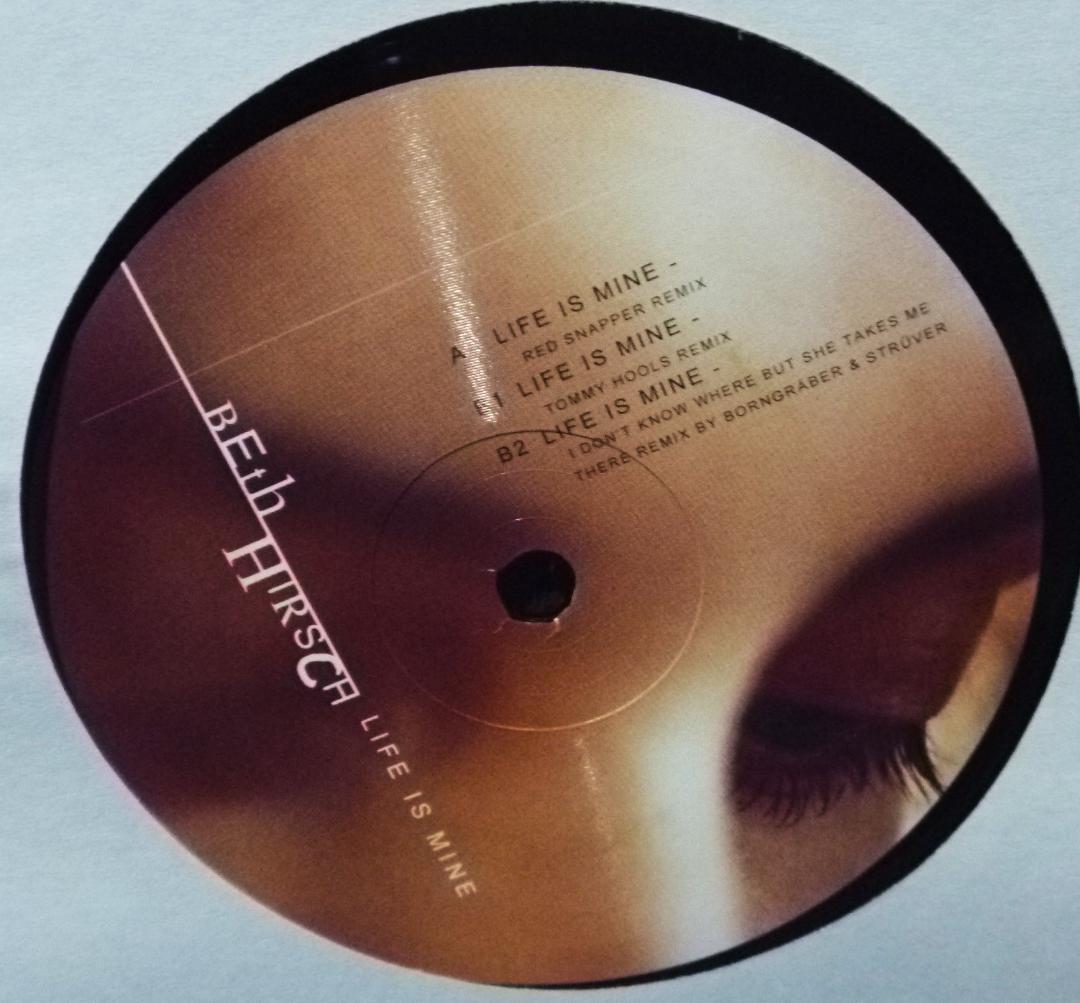 未使用　Beth Hirsch - Life Is Mine / レコード