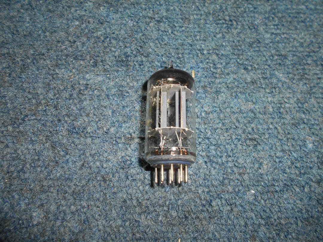 TELEFUNKEN　ECC 83　真空管　 リブプレート　テレ　ダイヤマーク