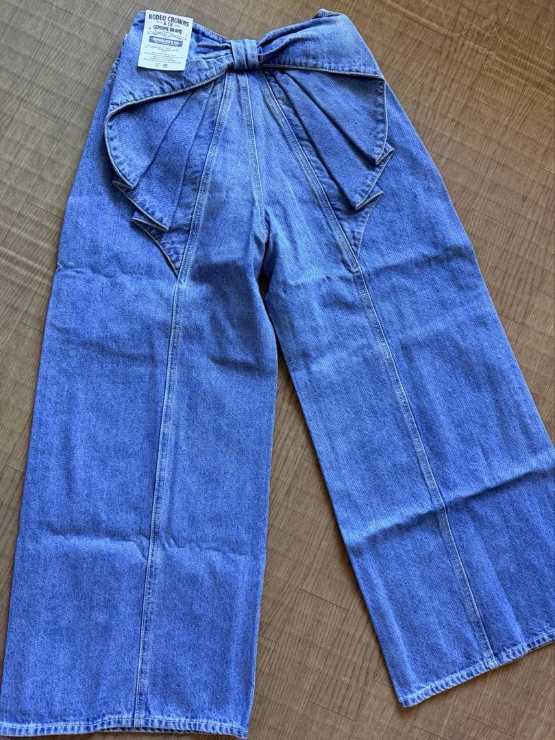 週末限定新品 リボン付きワイドレッグデニム大人気のデニムRODEO CROWNS