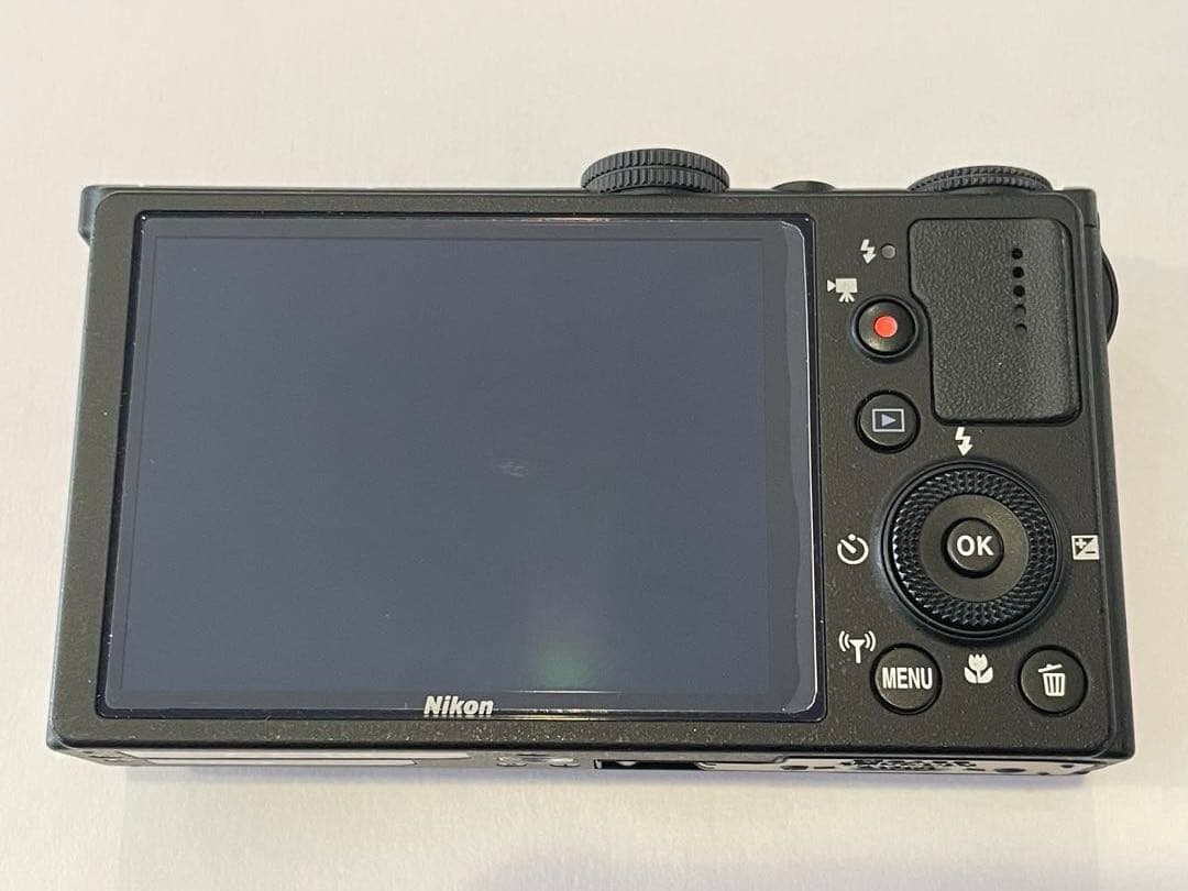 【美品】Nikon COOLPIX P340 ケース/カード付き