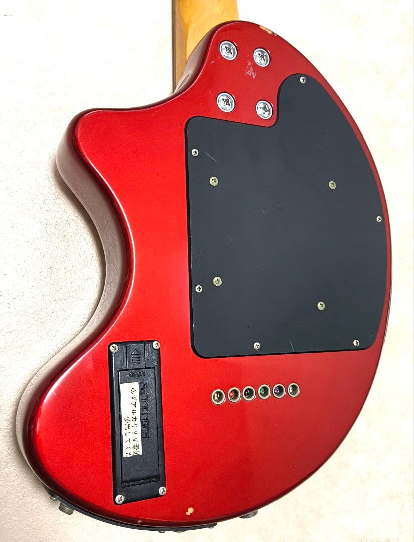 【美品】DIGI-ZO CAR マルチエフェクター内蔵 ミニギター ZO-3