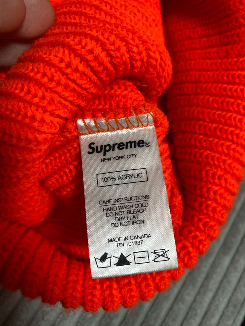 Supreameニット帽