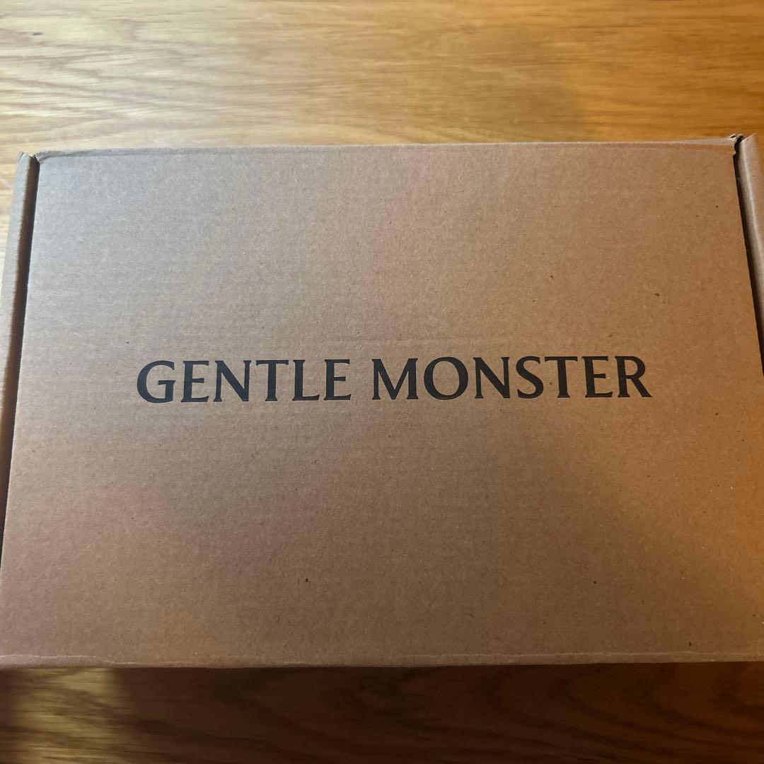 GENTLE MONSTER ジェントルモンスター サングラス Her 01