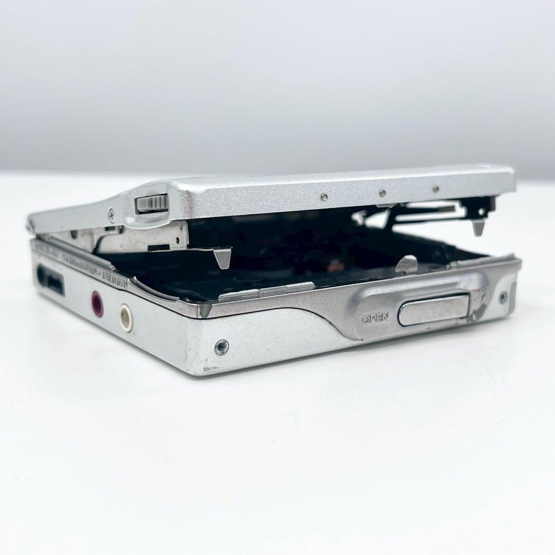 SONY MZ-R900 MDウォークマン 美品 通電不可 ジャンク