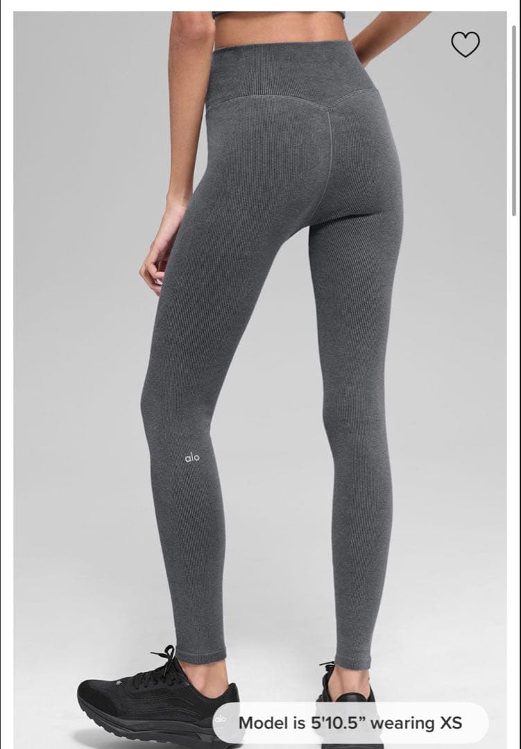 alo yoga レギンス　新品未使用　XS