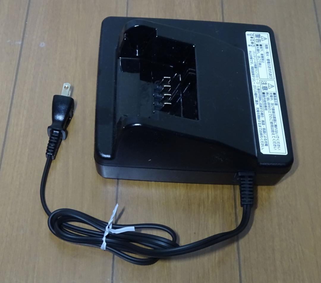 値下げ【新品未使用】Panasonic NKJ075Z 充電器